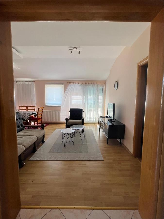 Apartments Maria Makarska Esterno foto